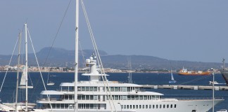 Superyacht Musashi im Hafen von Palma Musashi Superyacht Palma de Mallorca