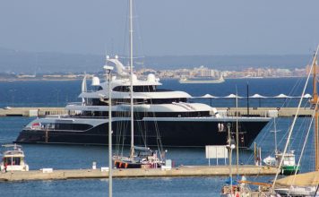Symphony Super Yacht im Hafen von Palma Symphony Super Yacht